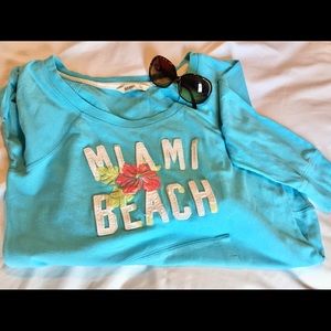 Off the shoulder sweatshirt, L